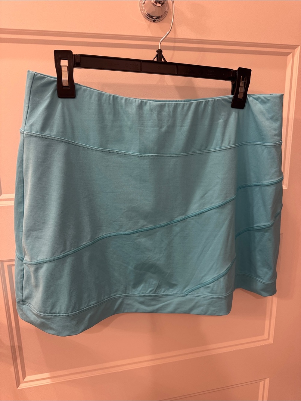 Bloq-UV Aqua Tennis 🎾 Skirt with Attached Shorts: SIZE LARGE